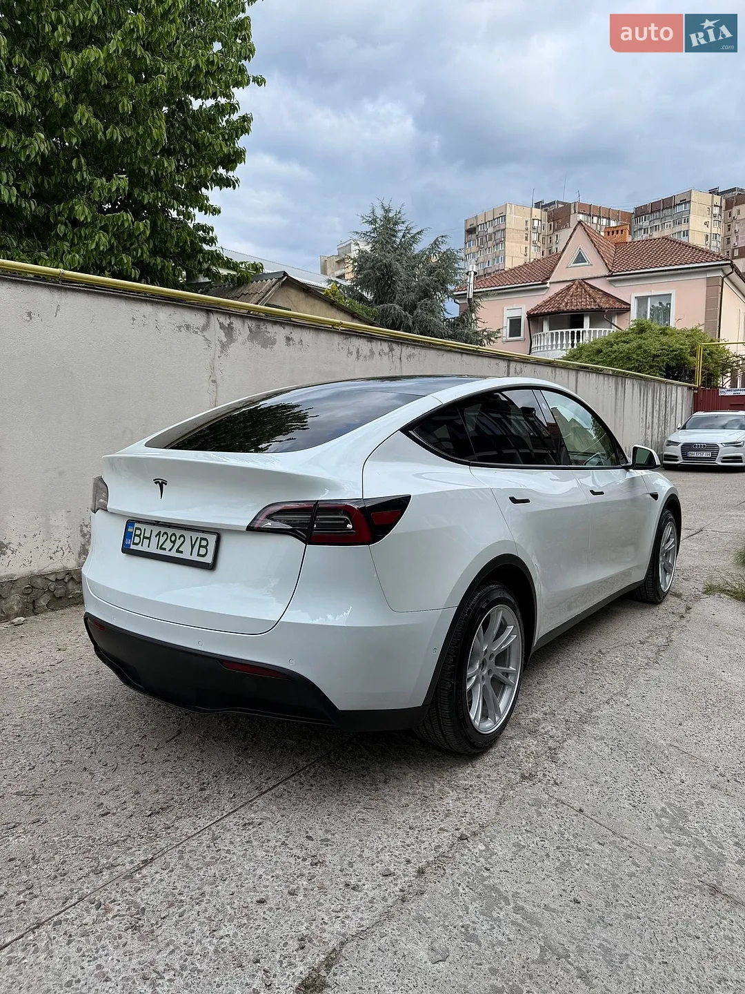 2021 Tesla Model Y - мініатюра 3
