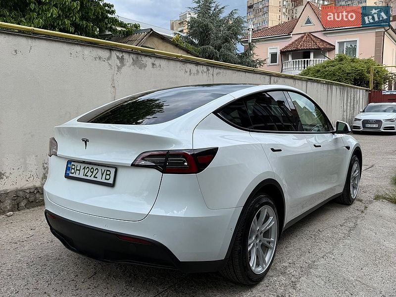 Внедорожник / Кроссовер Tesla Model Y 2021 в Одессе