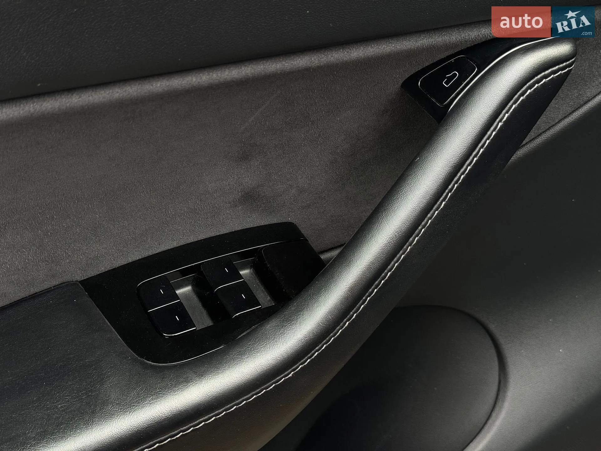 2020 Tesla Model Y - мініатюра 16
