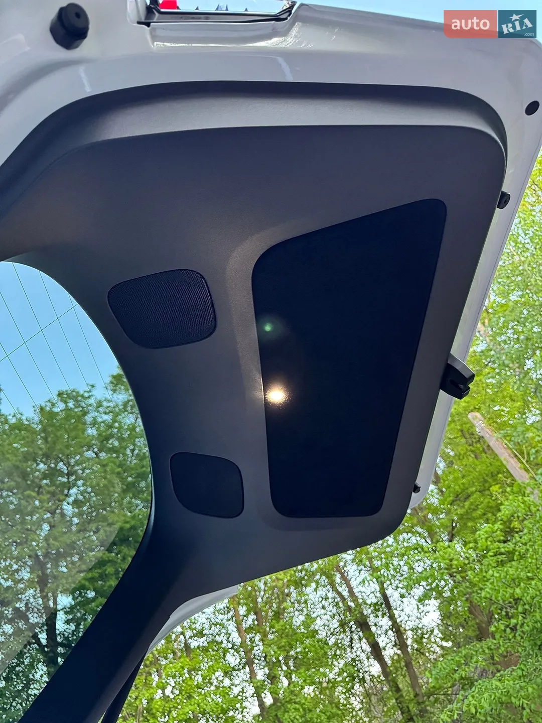 2022 Tesla Model Y - мініатюра 32