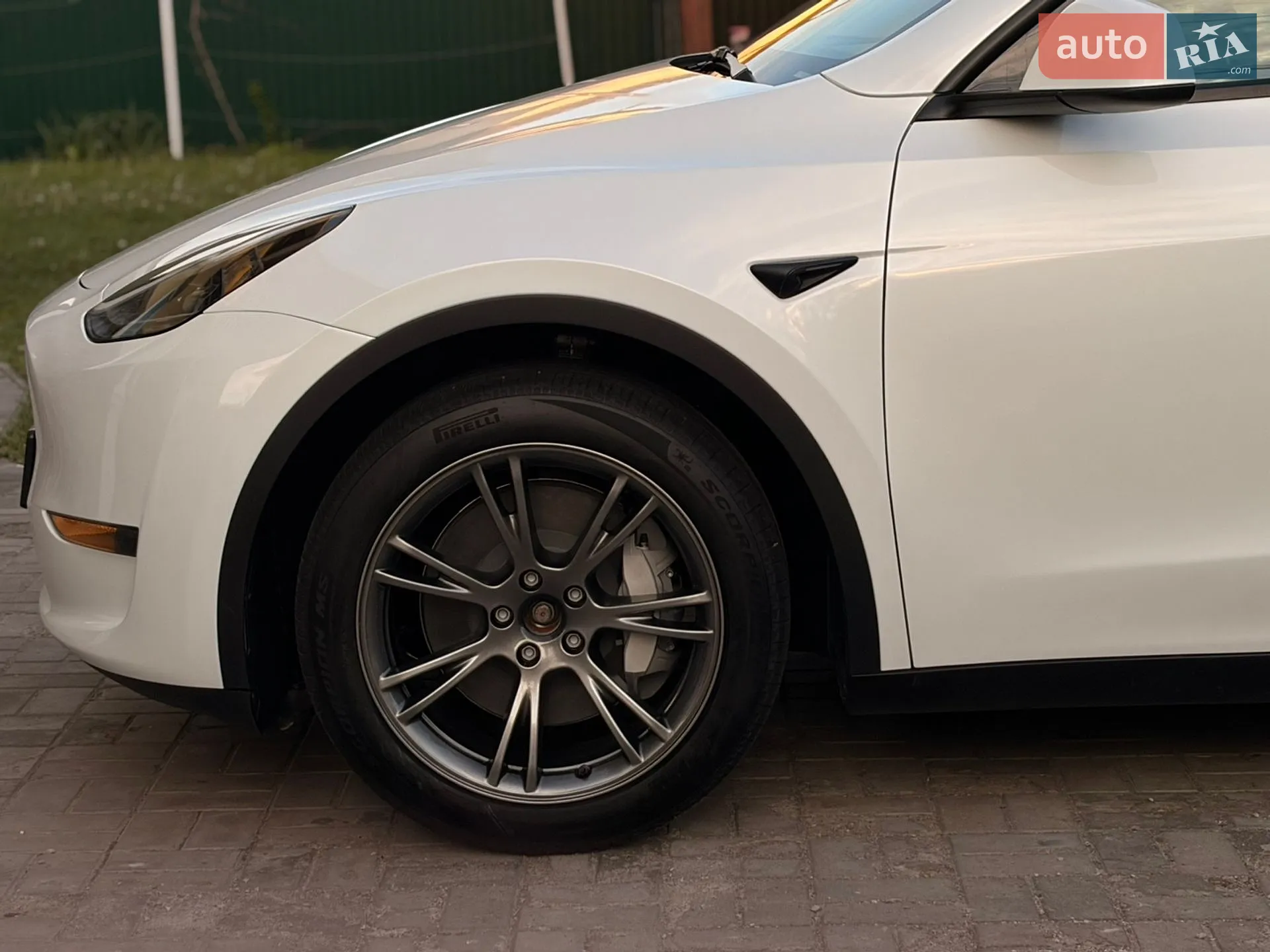 2024 Tesla Model Y - мініатюра 18