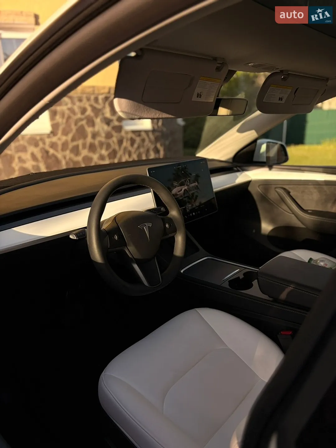 2024 Tesla Model Y - мініатюра 31