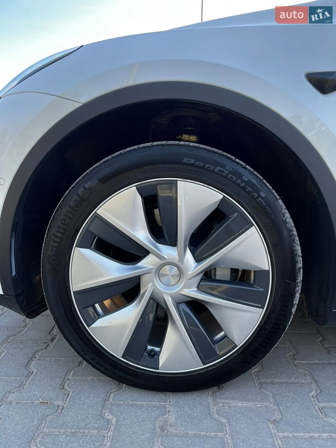 2020 Tesla Model Y - мініатюра 13