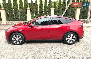 Внедорожник / Кроссовер Tesla Model Y 2023 в Львове