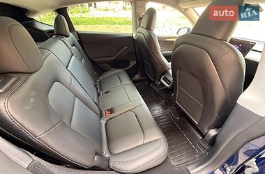 Внедорожник / Кроссовер Tesla Model Y 2023 в Львове