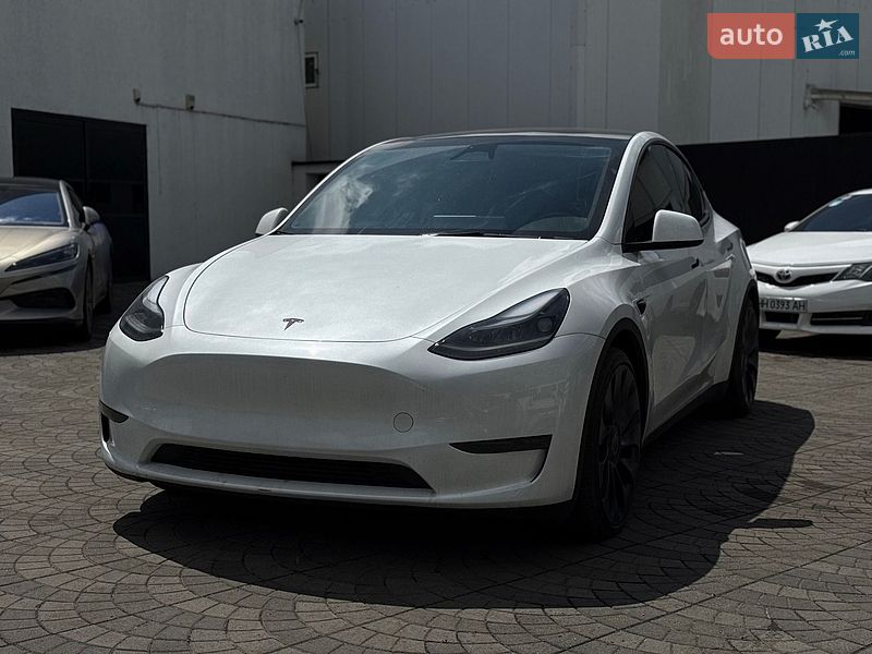 Позашляховик / Кросовер Tesla Model Y 2024 в Одесі