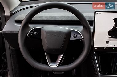 Внедорожник / Кроссовер Tesla Model Y 2025 в Львове