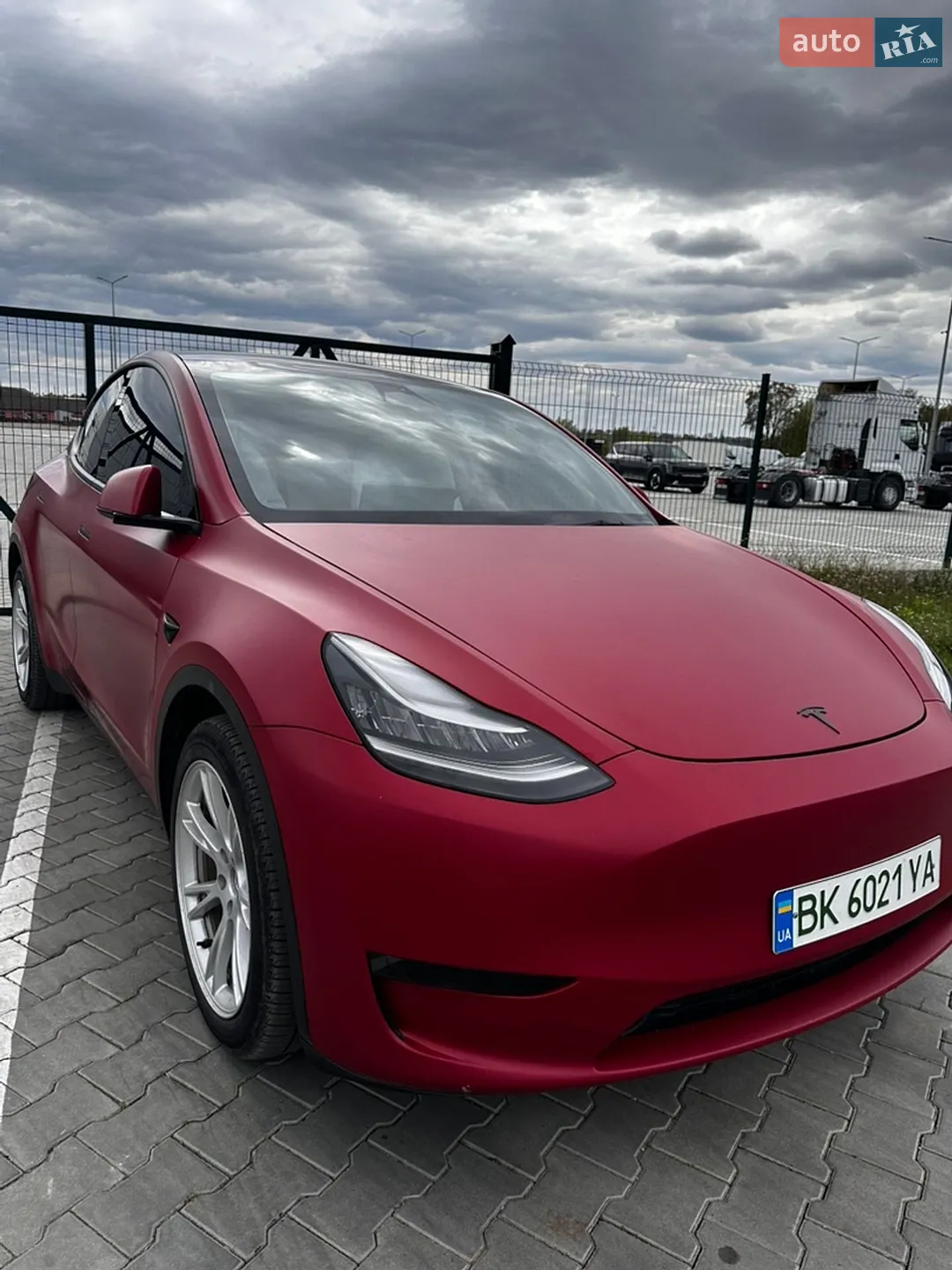 2023 Tesla Model Y - мініатюра 3