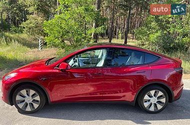 Внедорожник / Кроссовер Tesla Model Y 2024 в Киеве