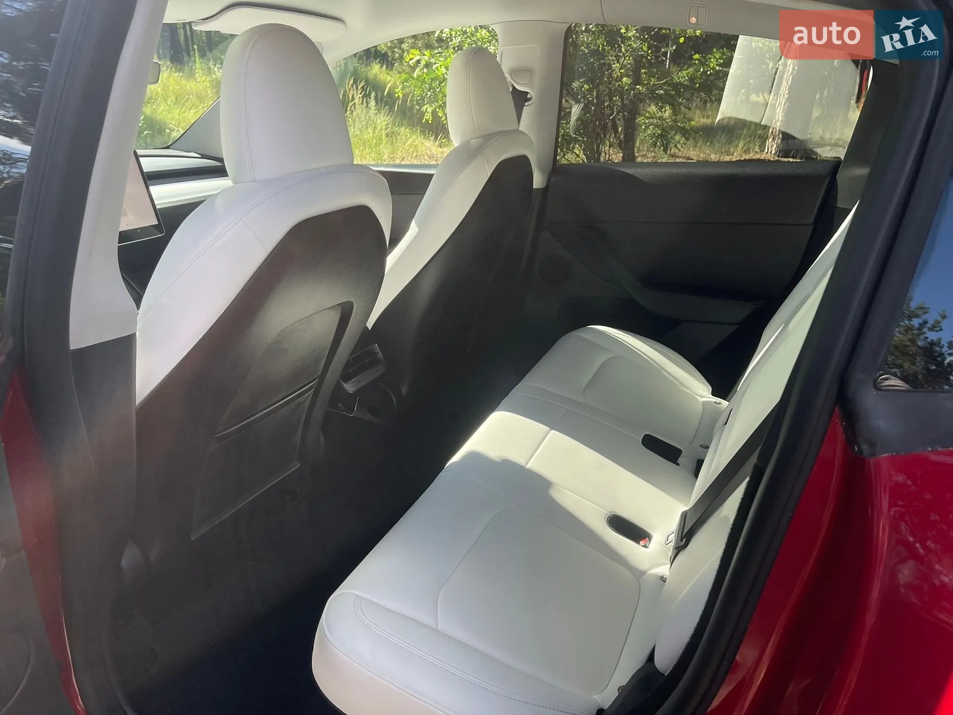 2024 Tesla Model Y - мініатюра 15