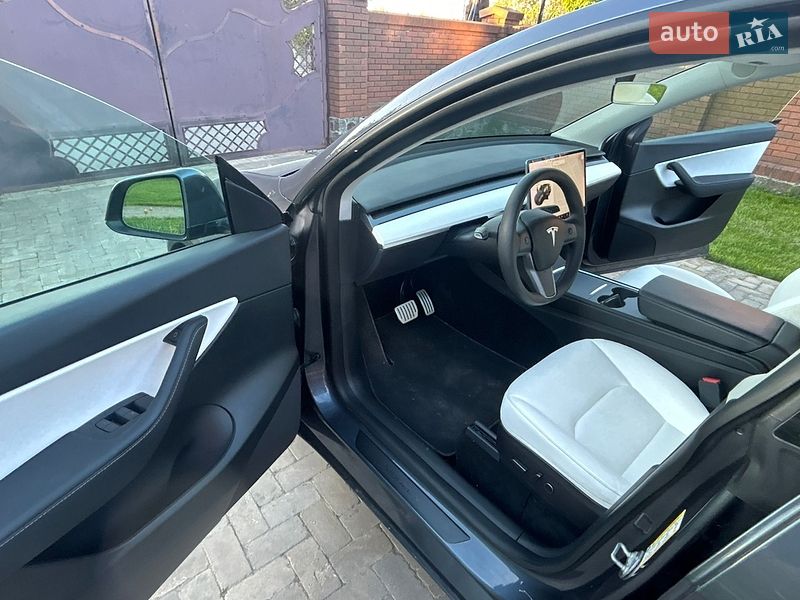 Внедорожник / Кроссовер Tesla Model Y 2022 в Виннице