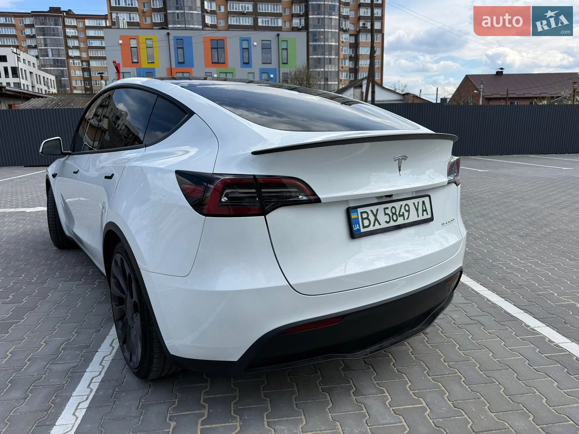 2024 Tesla Model Y - мініатюра 4