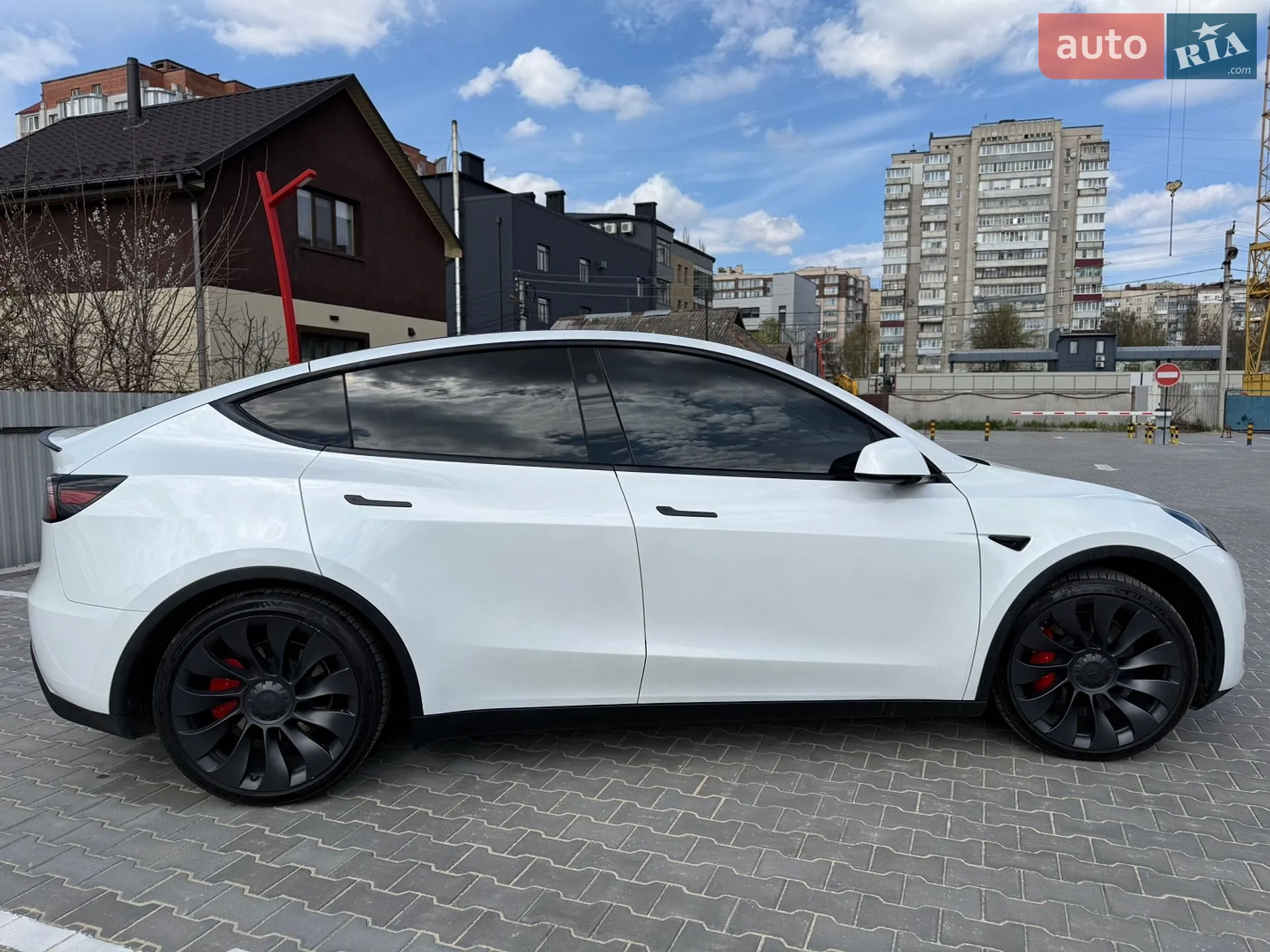 2024 Tesla Model Y - мініатюра 8