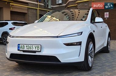 Позашляховик / Кросовер Tesla Model Y 2025 в Вінниці