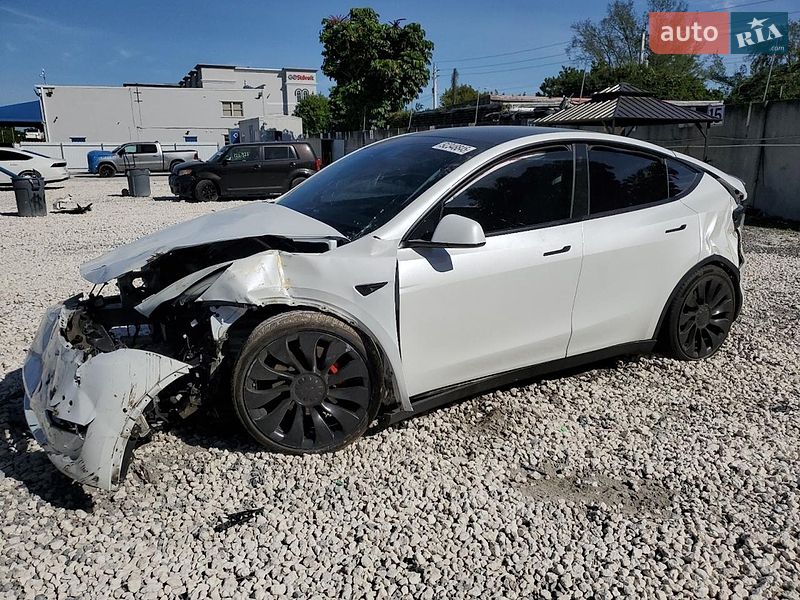 Внедорожник / Кроссовер Tesla Model Y 2022 в Одессе