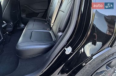 Позашляховик / Кросовер Tesla Model Y 2024 в Києві