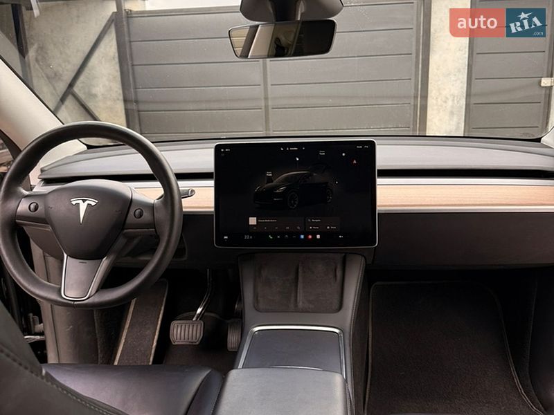 Позашляховик / Кросовер Tesla Model Y 2023 в Луцьку