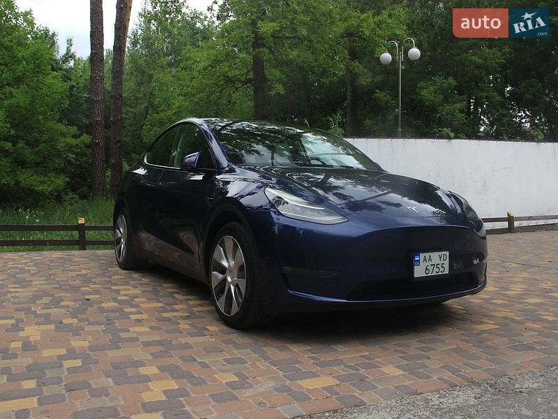 Tesla Model Y 2022