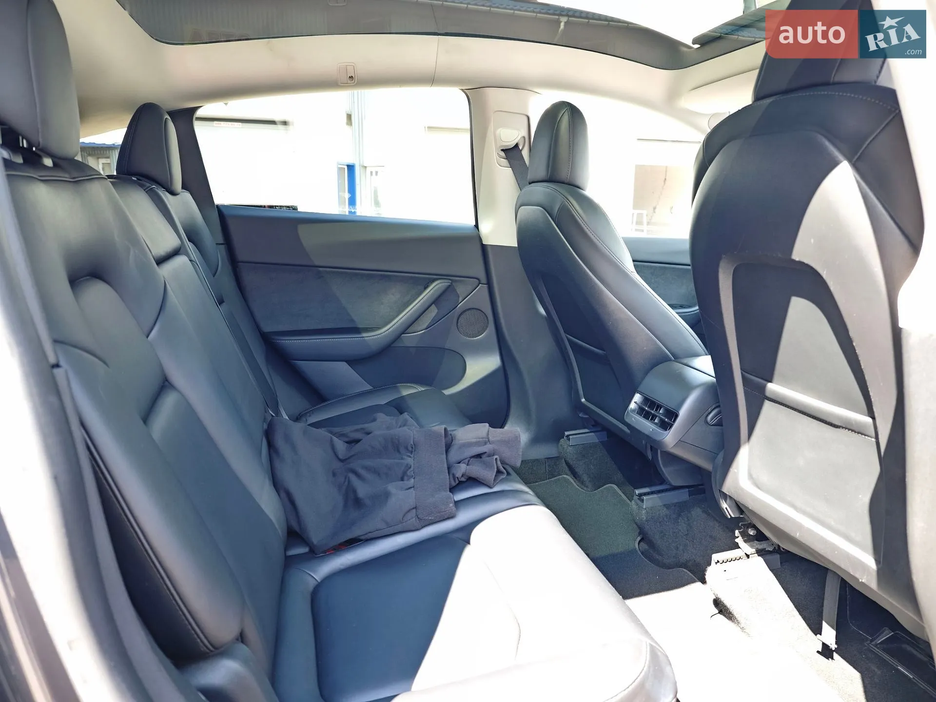 2021 Tesla Model Y - мініатюра 27