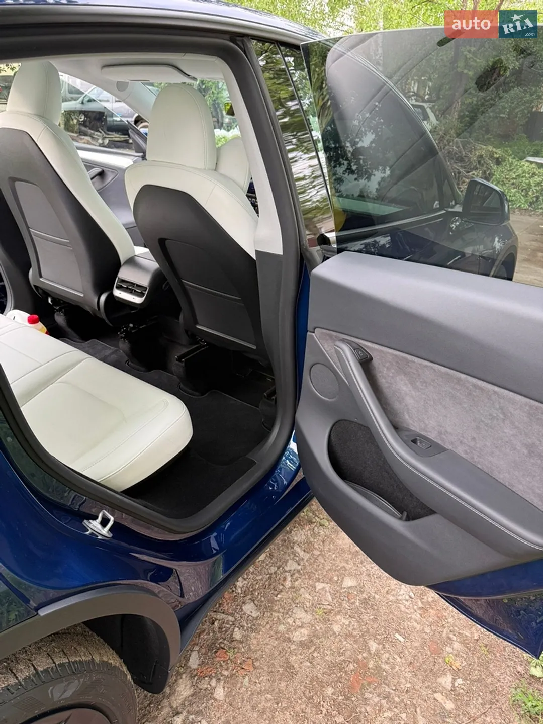 2024 Tesla Model Y - мініатюра 12