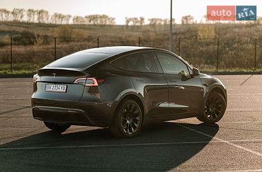 Внедорожник / Кроссовер Tesla Model Y 2024 в Ровно