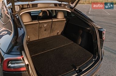 Внедорожник / Кроссовер Tesla Model Y 2024 в Ровно