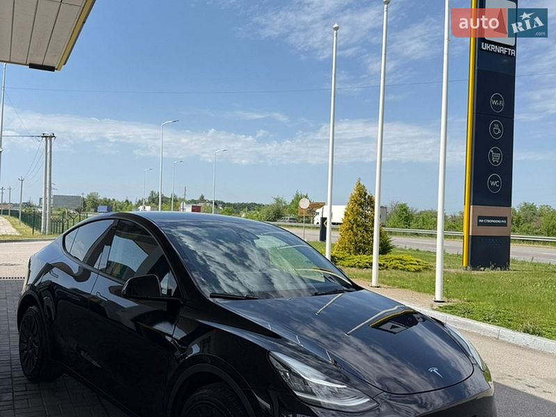 Внедорожник / Кроссовер Tesla Model Y 2023 в Днепре фото 2 Внедорожник / Кроссовер Tesla Model Y 2023 в Днепре