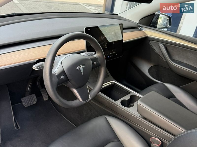 Внедорожник / Кроссовер Tesla Model Y 2023 в Днепре фото 23 Внедорожник / Кроссовер Tesla Model Y 2023 в Днепре