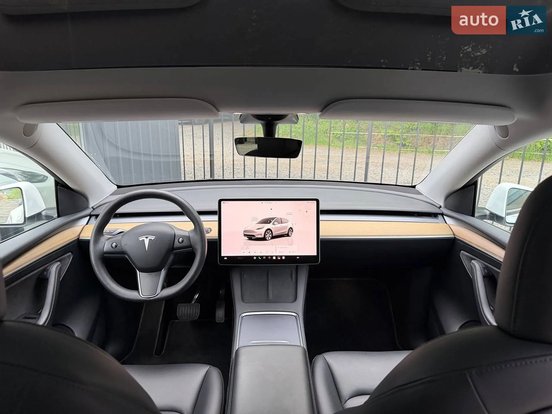 2022 Tesla Model Y - мініатюра 3