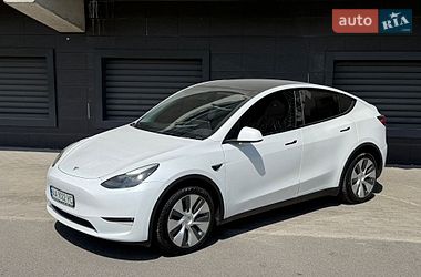 Внедорожник / Кроссовер Tesla Model Y 2024 в Киеве