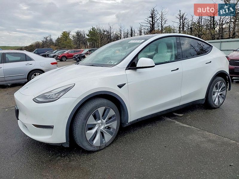 Tesla Model Y 2022 Tesla Model Y 2022