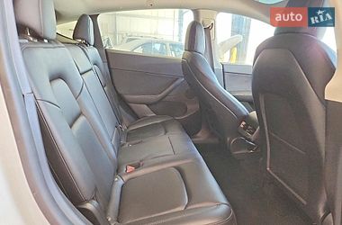 Внедорожник / Кроссовер Tesla Model Y 2021 в Львове