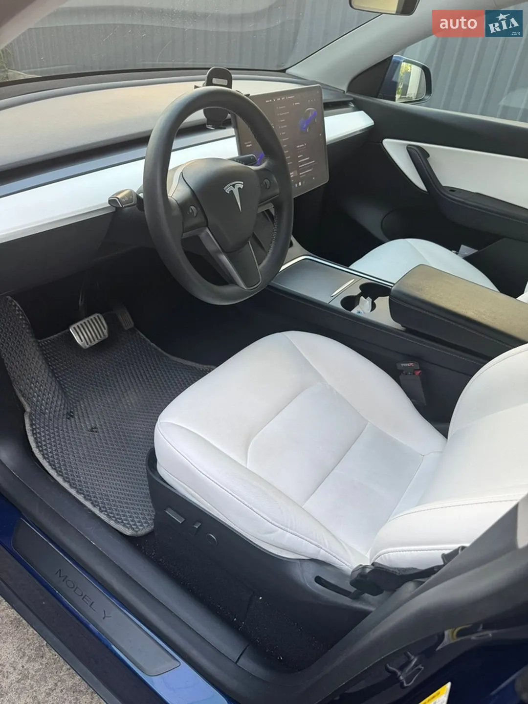 2021 Tesla Model Y - мініатюра 4
