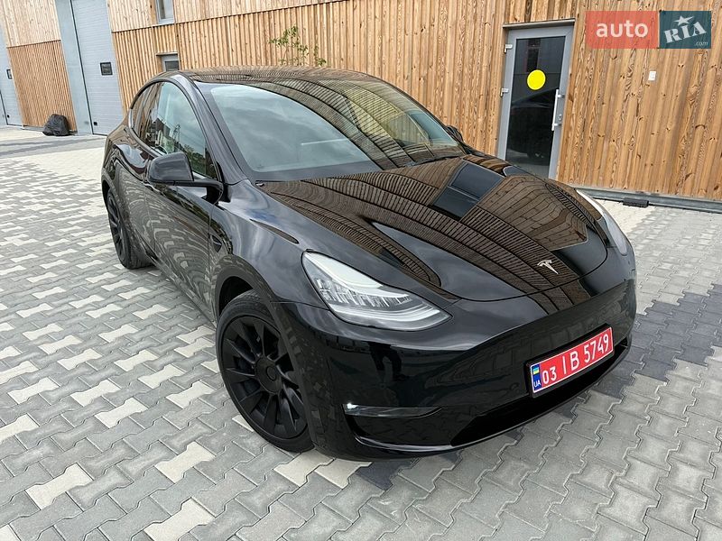 Внедорожник / Кроссовер Tesla Model Y 2021 в Львове