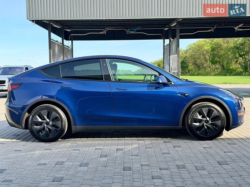 Внедорожник / Кроссовер Tesla Model Y 2024 в Виннице