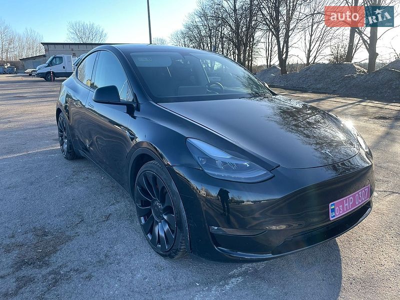Tesla Model Y 2024 Tesla Model Y 2024