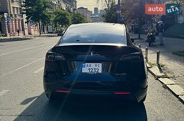 Внедорожник / Кроссовер Tesla Model Y 2022 в Киеве