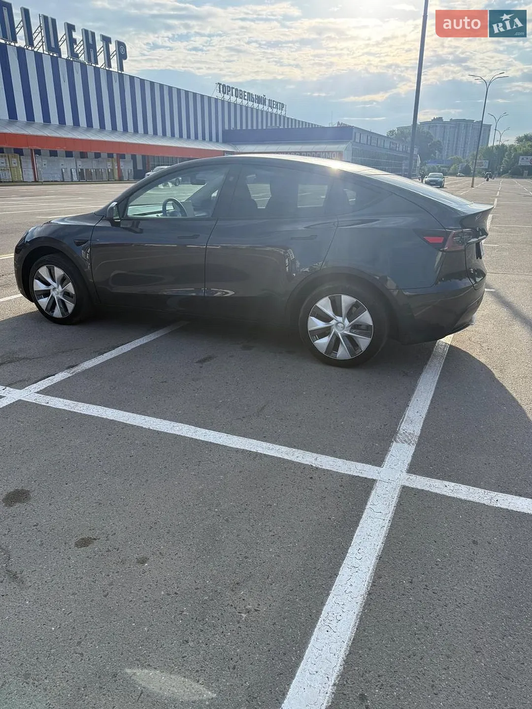 2024 Tesla Model Y - мініатюра 13