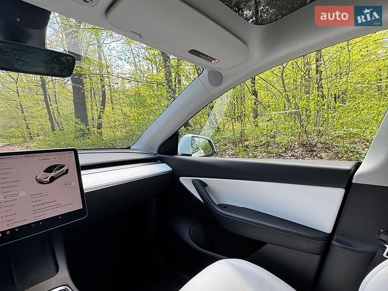 Внедорожник / Кроссовер Tesla Model Y 2022 в Долине