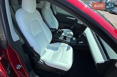 Позашляховик / Кросовер Tesla Model Y 2022 в Івано-Франківську