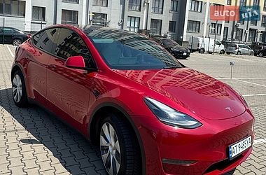 Позашляховик / Кросовер Tesla Model Y 2022 в Івано-Франківську