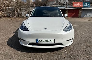 Позашляховик / Кросовер Tesla Model Y 2021 в Києві