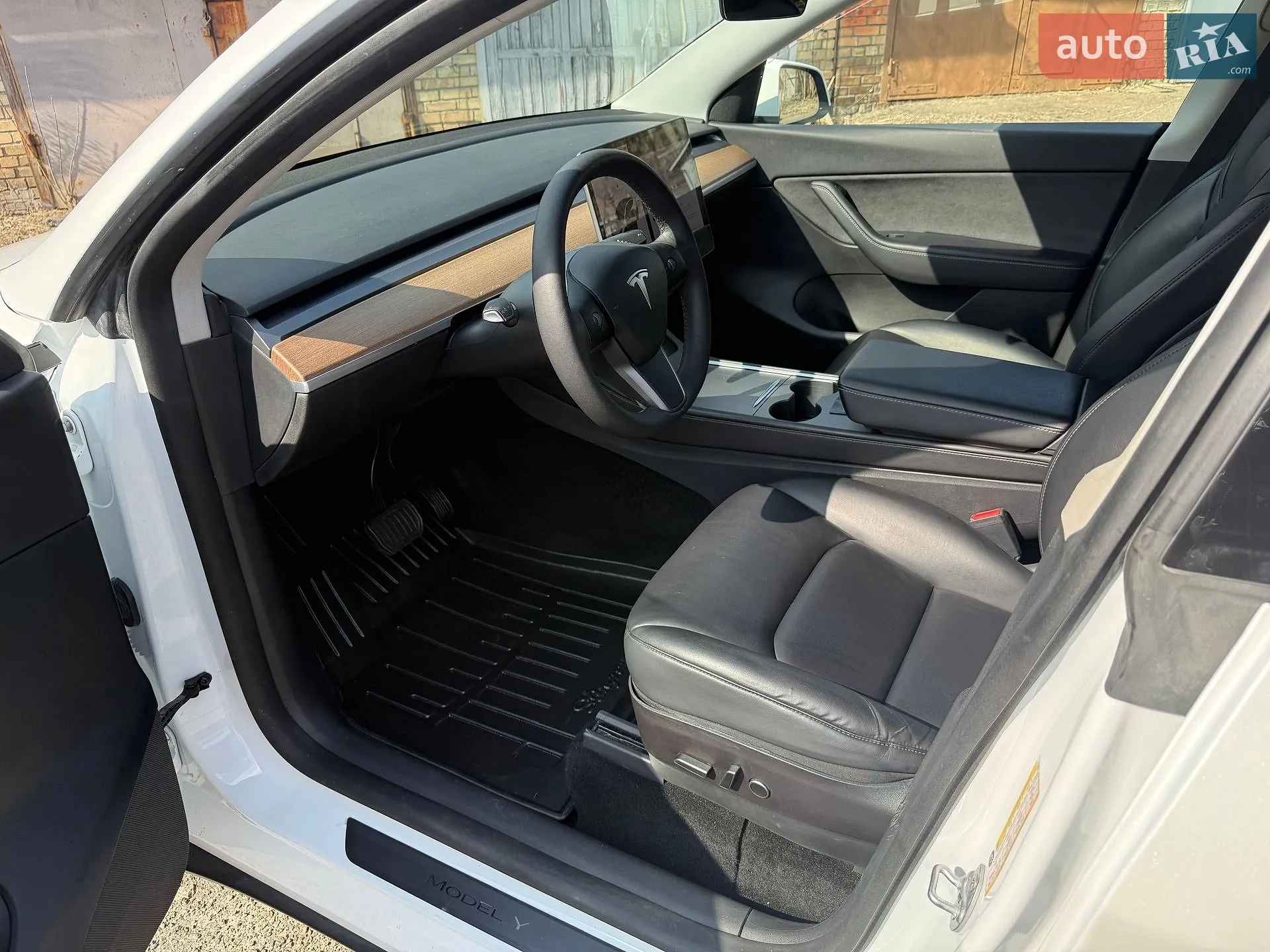2021 Tesla Model Y - мініатюра 18