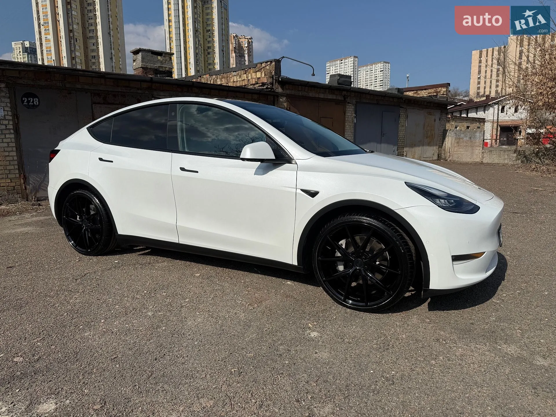 2021 Tesla Model Y - мініатюра 28