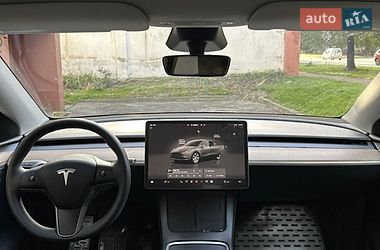 Внедорожник / Кроссовер Tesla Model Y 2024 в Тернополе