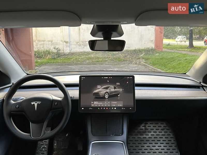 Внедорожник / Кроссовер Tesla Model Y 2024 в Тернополе