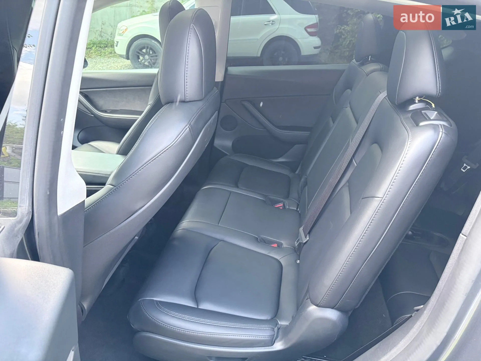 2022 Tesla Model Y - мініатюра 27