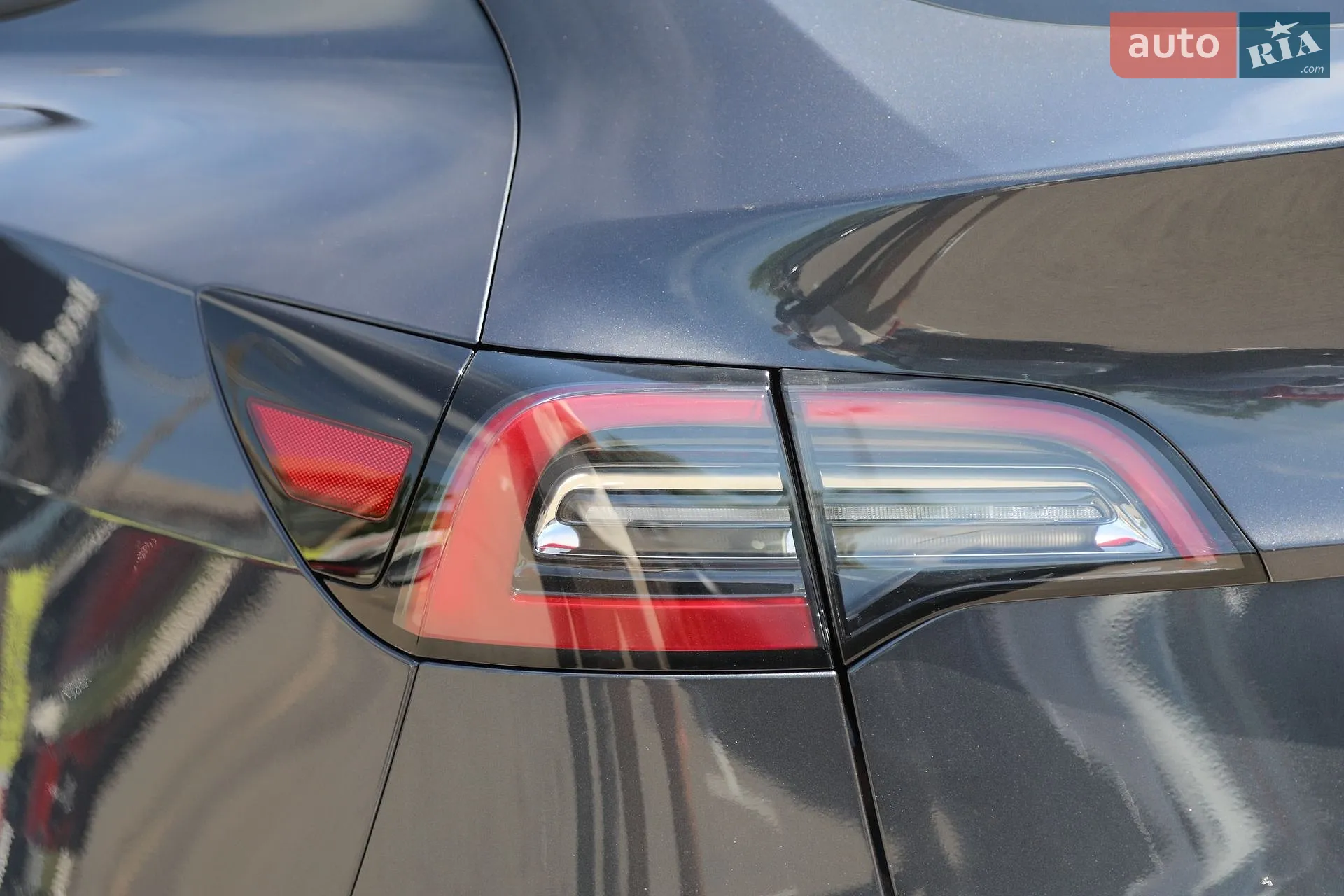 2024 Tesla Model Y - мініатюра 10