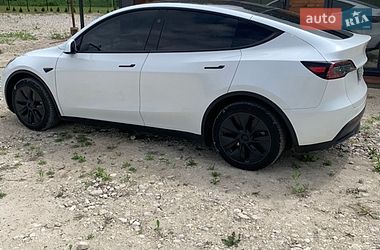 Позашляховик / Кросовер Tesla Model Y 2024 в Чорткові фото 4 Позашляховик / Кросовер Tesla Model Y 2024 в Чорткові