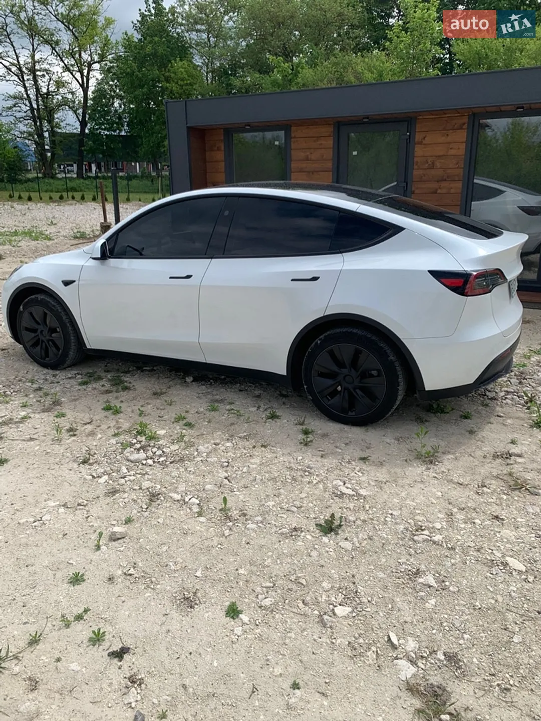 2024 Tesla Model Y - мініатюра 4